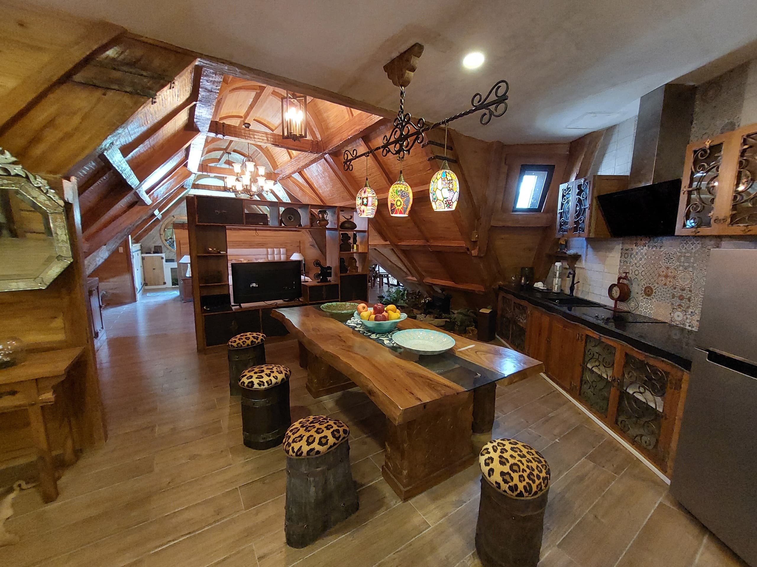 Teepee Room